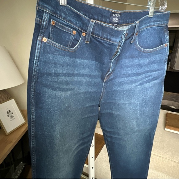 J Crew Classic Vintage Women’s Blue Jeans Fray Bottom Size 32P - Picture 3 of 16